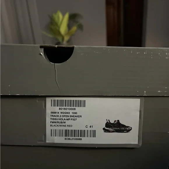 Balenciaga Track 2 Black/ Red - Picture 8 of 8